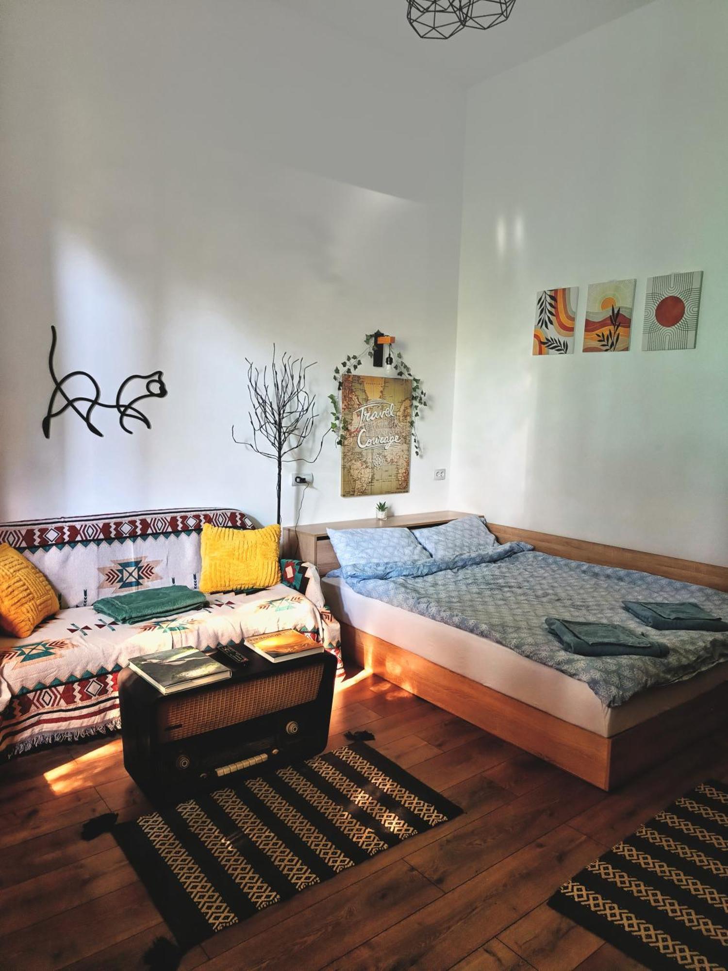 Small - Historic House *